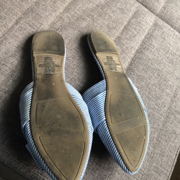 Cute fun summer slides. Size 10. - Picture 4 of 5